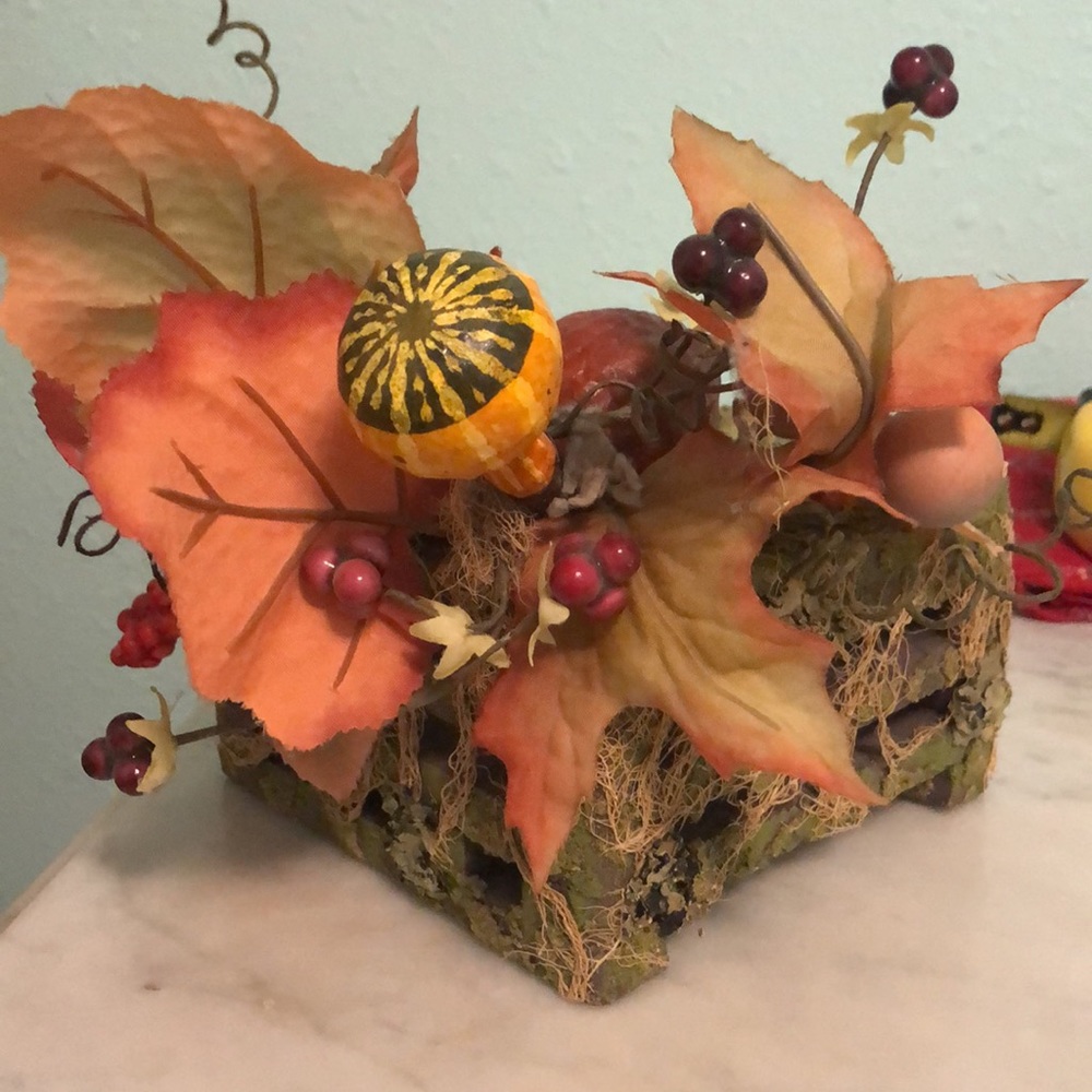 Pretty Fall Decor - Picture 5 of 5
